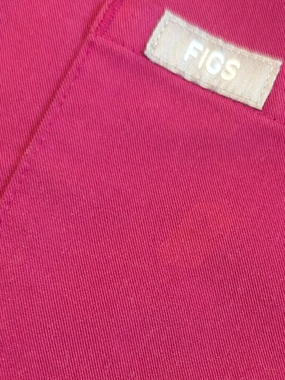 Pink Figs scrubs - Picture 4 of 6